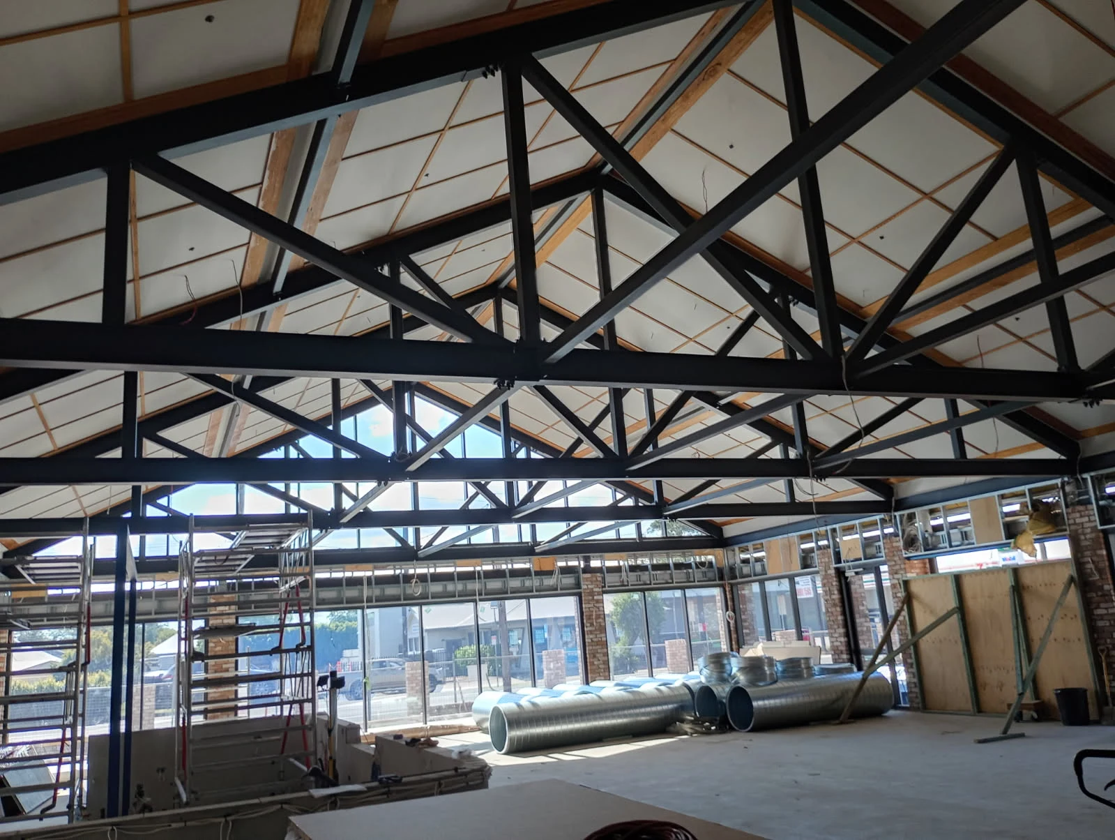 Roof trusses and work in progress at Cessnock Leagues Club
